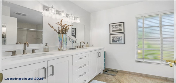 3323 RINGWOOD MEADOW Sarasota Florida, 34235 | Ranch Style Home