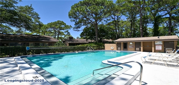 4555 CHANDLERS FORDE #47 Sarasota Florida, 34235 | Updated Beautiful Home