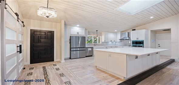 4916 HIDDEN OAKS TRAIL Sarasota Florida, 34232 | Stunning Residence