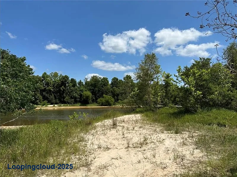 Lakefront Lot with River Access