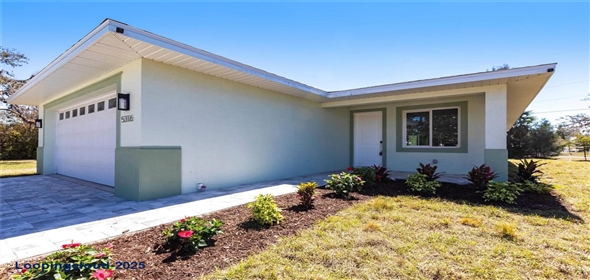 5316 ALTOONA STREET Sarasota Florida, 34232 | Beautifully Crafted Residence