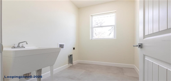 5316 ALTOONA STREET Sarasota Florida, 34232 | Beautifully Crafted Residence