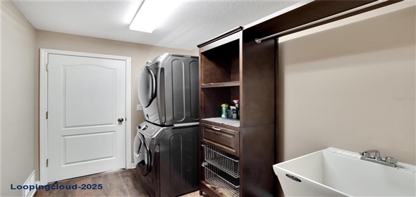 3369 HOULE AVENUE Sarasota Florida, 34232 | Well-manteined Home