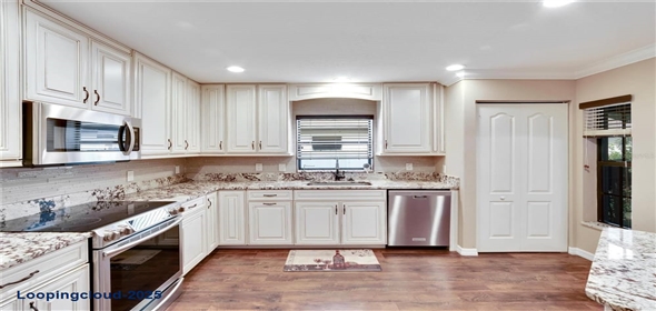 3369 HOULE AVENUE Sarasota Florida, 34232 | Well-manteined Home