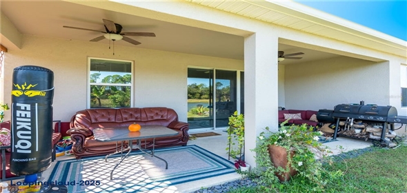 2247 MIDNIGHT PEARL DRIVE Sarasota Florida, 34240 | Beautiful Home