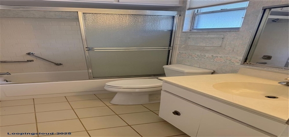 3921 LAKESIDE ROAD #168 Sarasota Florida, 34232 | Cozi Home in Sarasota