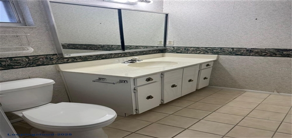 3921 LAKESIDE ROAD #168 Sarasota Florida, 34232 | Cozi Home in Sarasota