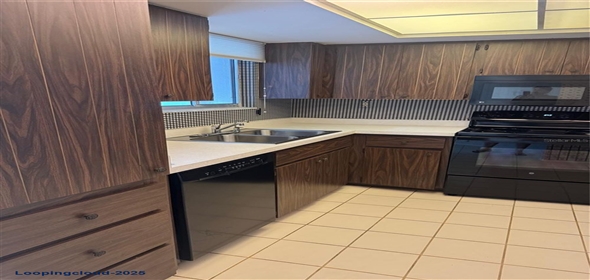 3921 LAKESIDE ROAD #168 Sarasota Florida, 34232 | Cozi Home in Sarasota