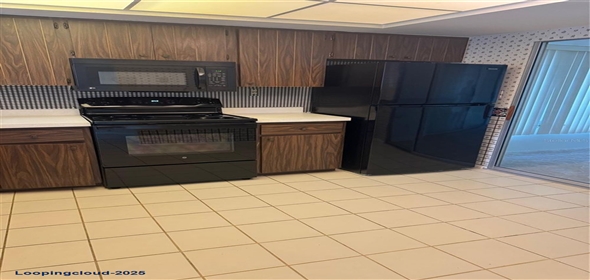 3921 LAKESIDE ROAD #168 Sarasota Florida, 34232 | Cozi Home in Sarasota