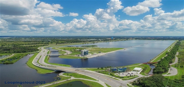 2538 FIREFLAG LANE Sarasota Florida, 34232 | Beautiful Home