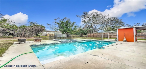 70 HORTON CIRCLE Sarasota Florida, 34232 | Beautiful Country Home