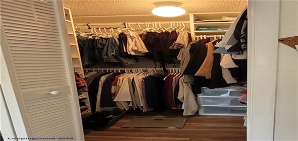 1540 GLEN OAKS DRIVE E #B336 Sarasota Florida, 34232 | Lovely Corner Unit