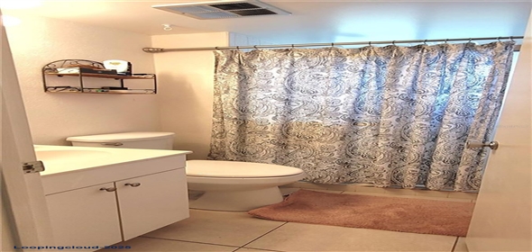 1540 GLEN OAKS DRIVE E #B336 Sarasota Florida, 34232 | Lovely Corner Unit