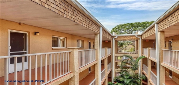 1540 GLEN OAKS DRIVE E #B336 Sarasota Florida, 34232 | Lovely Corner Unit