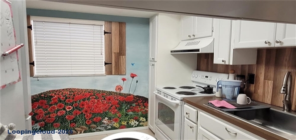 1540 GLEN OAKS DRIVE E #B336 Sarasota Florida, 34232 | Lovely Corner Unit