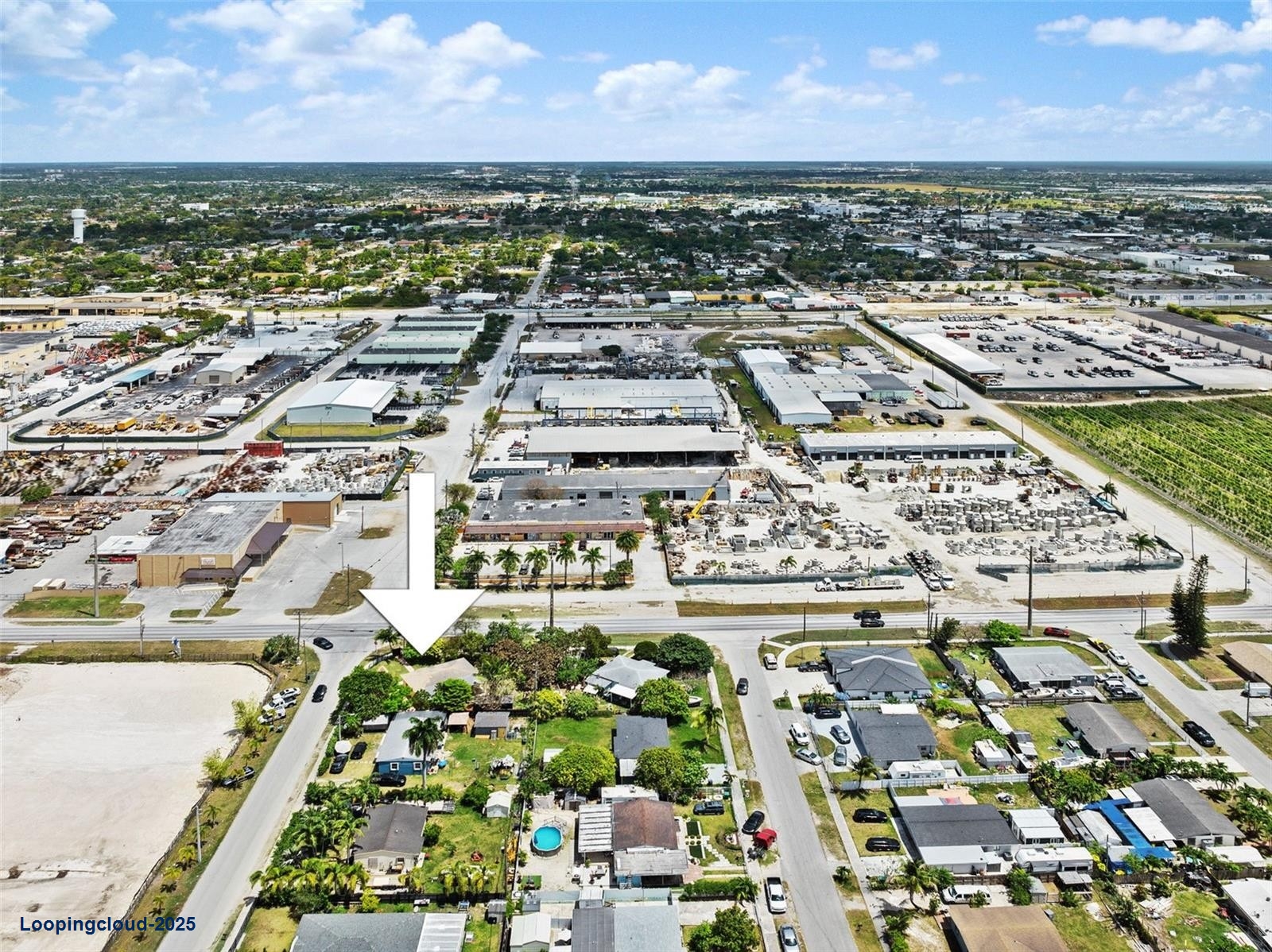 Remodeled Corner Lot Gem Near the Florida Keys