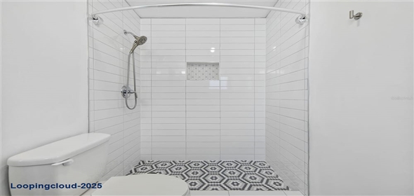 3915 SCHWALBE DRIVE #128 Sarasota Florida, 34235 | Beautiful Home