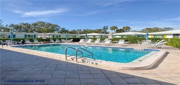 3915 SCHWALBE DRIVE #128 Sarasota Florida, 34235 | Beautiful Home