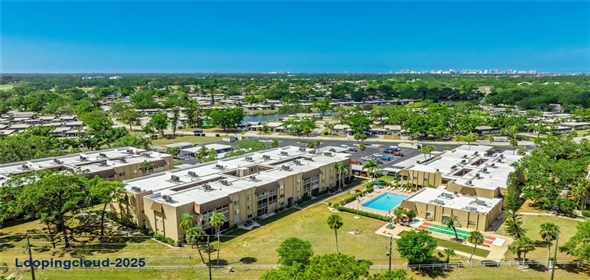 1330 GLEN OAKS DRIVE E #374D Sarasota Florida, 34232 | Resort Style Property