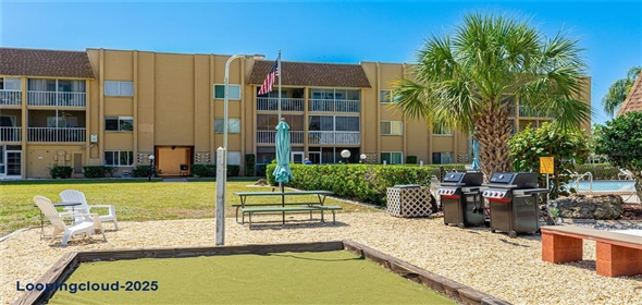 1330 GLEN OAKS DRIVE E #374D Sarasota Florida, 34232 | Resort Style Property