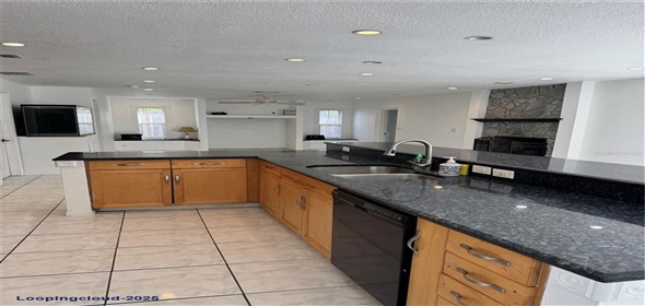 732 TUXFORD DRIVE Sarasota Florida, 34232 | Charming Single Family