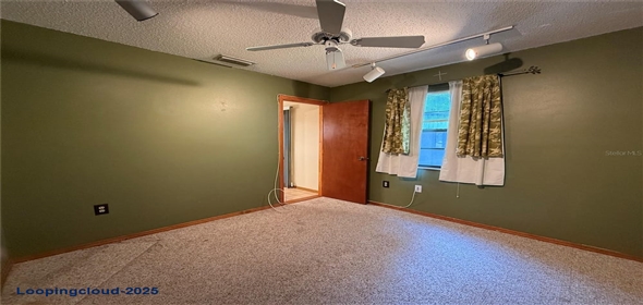 3957 BEARDED OAKS COURT Sarasota Florida, 34232 | Beautifully Manteined Home