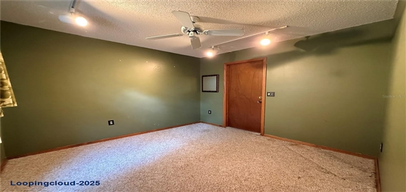 3957 BEARDED OAKS COURT Sarasota Florida, 34232 | Beautifully Manteined Home