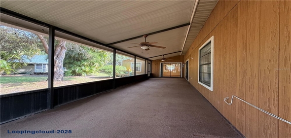 3957 BEARDED OAKS COURT Sarasota Florida, 34232 | Beautifully Manteined Home