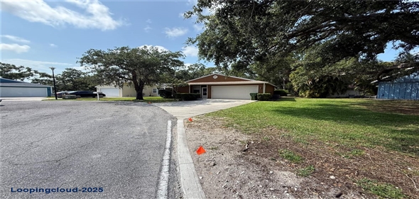 3957 BEARDED OAKS COURT Sarasota Florida, 34232 | Beautifully Manteined Home