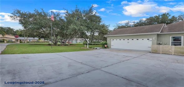 89 PINE FOREST LANE Haines City Florida, 33844 | Stunning Upgraded Pool Home