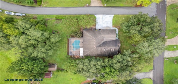 89 PINE FOREST LANE Haines City Florida, 33844 | Stunning Upgraded Pool Home