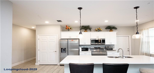 309 E 13TH STREET Apopka Florida, 32703 | Stunning 3 bedrooms, 2 bathrooms Home