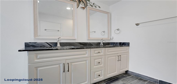1517 ABBERTON DRIVE Orlando Florida, 32837 | Prime Location in Southcase