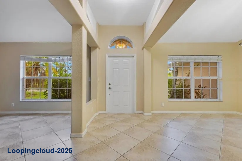 Modern Single-Family Living with Huge Backyard