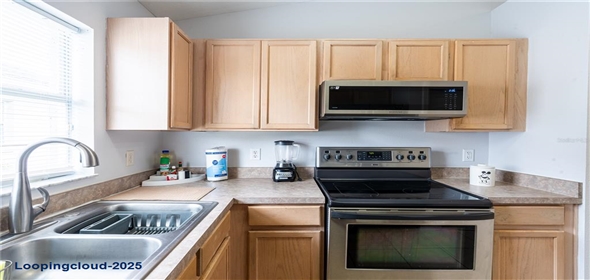 1659 SAGE CREEK CT Orlando Florida, 32824 | Charming Remodeled Home