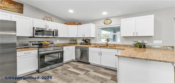 11338 Willmington Boulevard Port Charlotte Florida, 33981 | Single-Family Home with Modern Finishes & Privacy