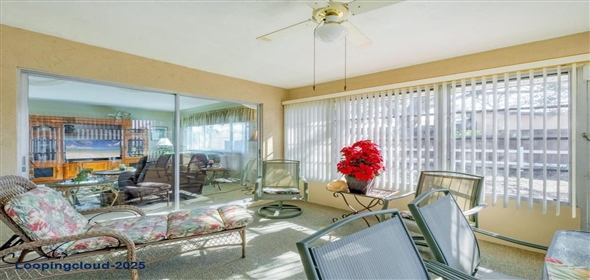 3990 OVERLOOK BEND #19 Sarasota Florida, 34232 | Beautifully Updated Villa