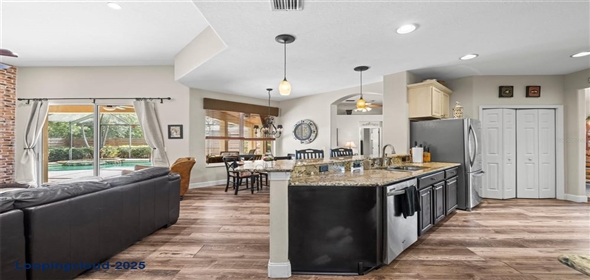 743 STONECREST DRIVE Sarasota Florida, 34232 | Beautiful Gem in the Heart of Sarasota