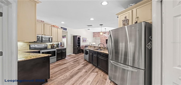 743 STONECREST DRIVE Sarasota Florida, 34232 | Beautiful Gem in the Heart of Sarasota