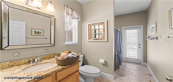 743 STONECREST DRIVE Sarasota Florida, 34232 | Beautiful Gem in the Heart of Sarasota