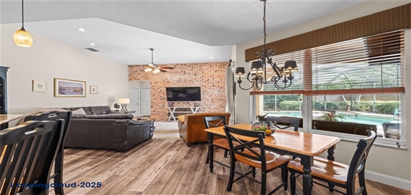 743 STONECREST DRIVE Sarasota Florida, 34232 | Beautiful Gem in the Heart of Sarasota