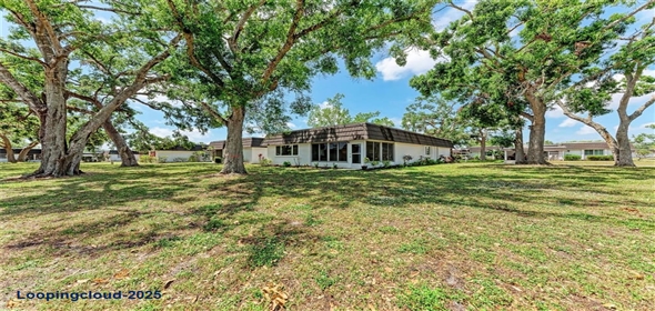 1520 LAKESIDE WAY #147 Sarasota Florida, 34232 | French Provincial Style Villa