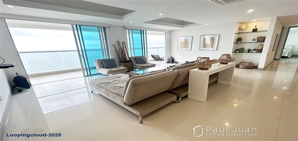 Corner of Malecon Avenue and 5th St,Cartagena  Bolivar, 130001 | Beautiful apartment
