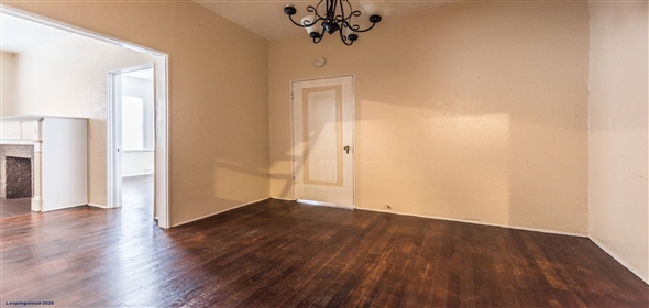 329 WEST HUISACHE AVENUE Olmos Park Texas, 78212 | Charming 12-unit Apartment Building