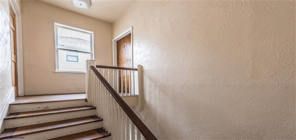 329 WEST HUISACHE AVENUE Olmos Park Texas, 78212 | Charming 12-unit Apartment Building