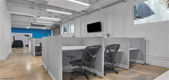 2901 NW 34th St Miami Florida, 33142 | Modern Warehouse with Glass Showroom