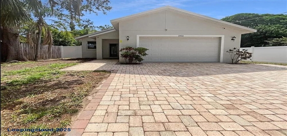 2950 N NORTH ORIENTE AVENUE AVENUE N #N/A Sarasota Florida, 34235 | Exclusive Family Home