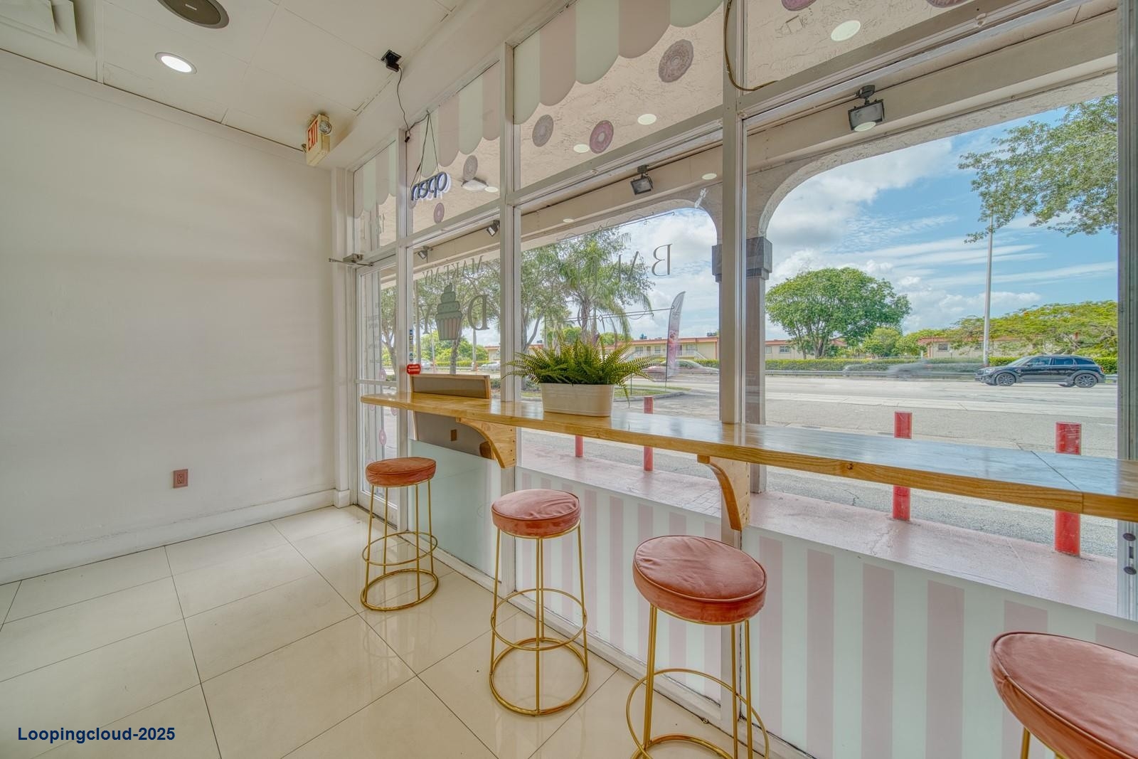 Beautiful Bakery and Cafe