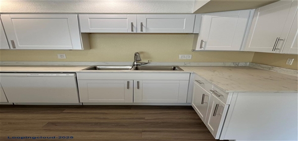 201 ELLIOT AVENUE Sarasota Florida, 34232 | Charming Home