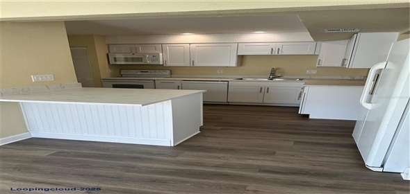 201 ELLIOT AVENUE Sarasota Florida, 34232 | Charming Home